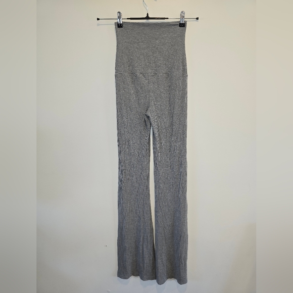 SKIMS Heather Gray Ribbed Lounge Pants Size Xs Nwot - Picture 6 of 7